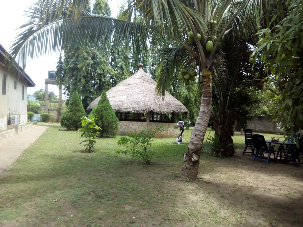 Hotel Royal Kpalime Luaran gambar